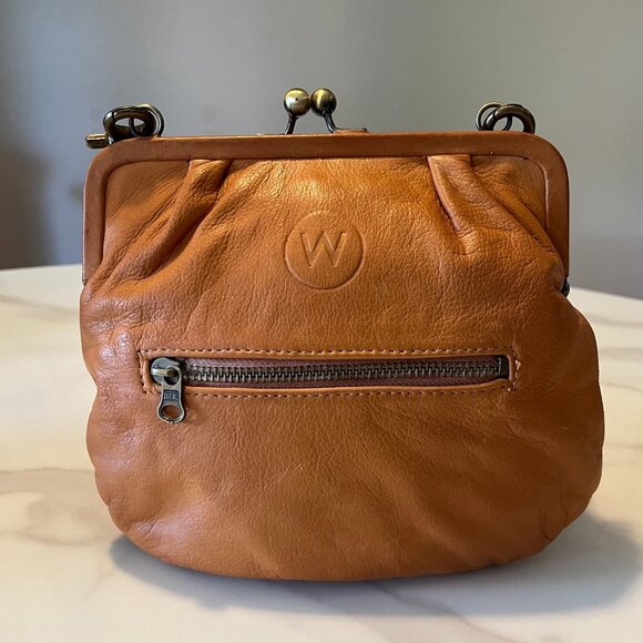 Wanderers Travel Co Versailles Evening Leather Kisslock Crossbody NWOT - Picture 3 of 11